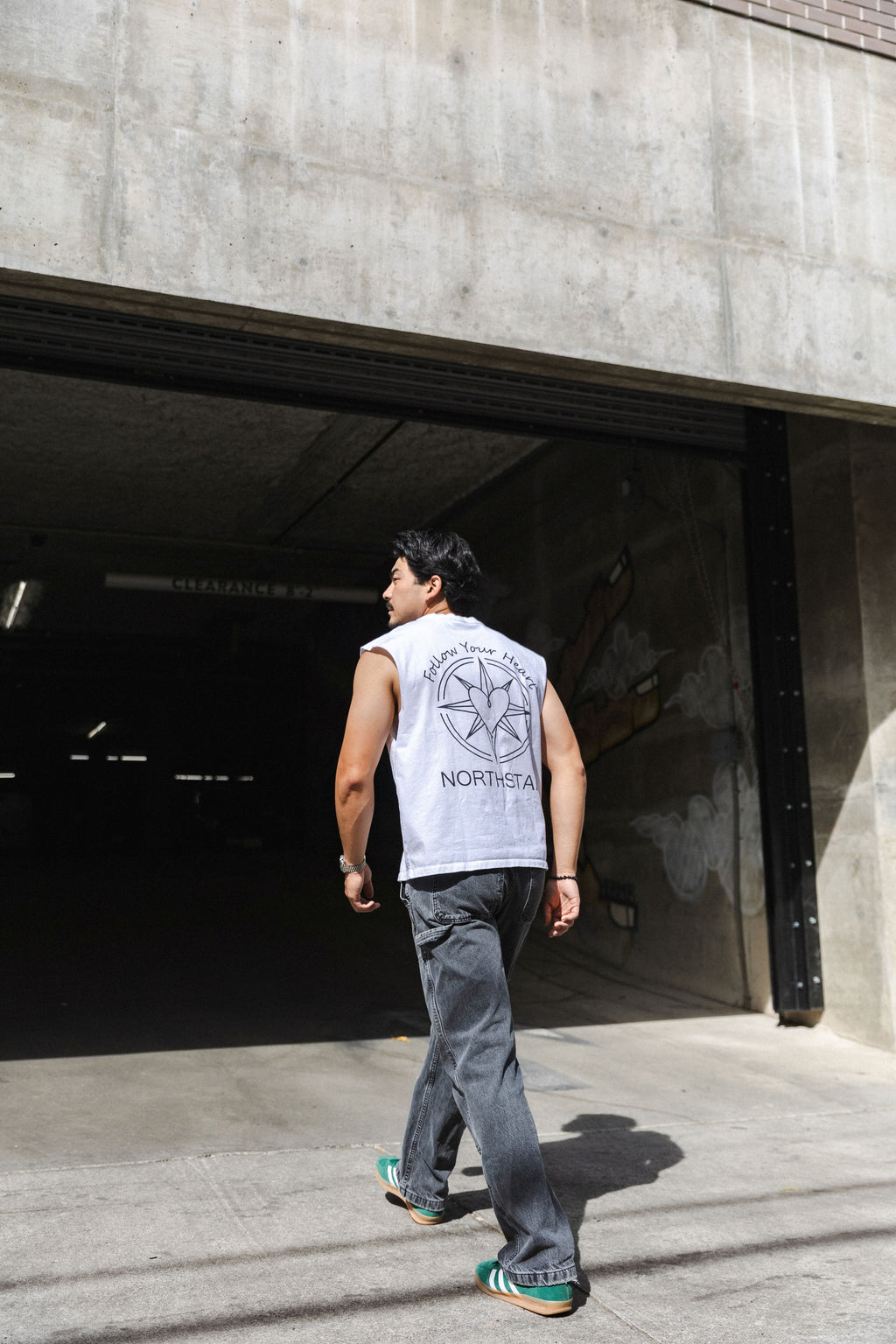 Raw Edge Lightweight Cutoff